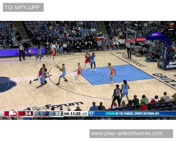 老鹰与灰熊激战正酣精彩比赛直播全程回顾与分析